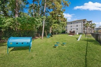 Private off-leash pet park